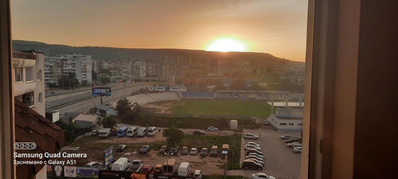 Синьо Лято Varna Exteriör bild